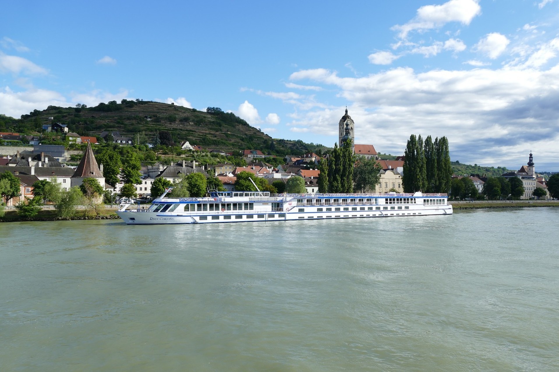 Crucero fluvial por el Danubio para mayores de 60 años y sus acompañantes