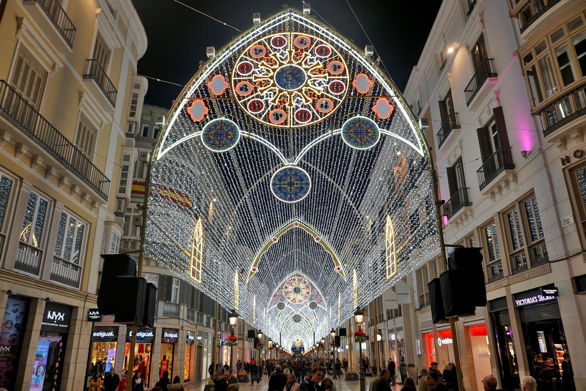 Viajes en autobús para el puente de Diciembre desde Palencia, Salamanca , Valladolid y Segovia Viajes en autobús para el puente de Diciembre desde Palencia, Salamanca , Valladolid y Segovia