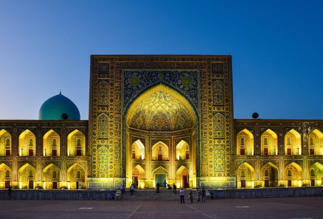 Viaje a Uzbekistan en Semana Santa en grupo desde Castilla y León